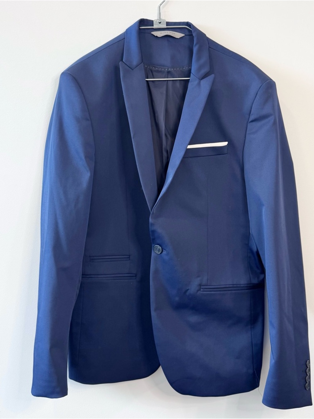 Zara Single-Breasted Suit Blazer / Navy 44